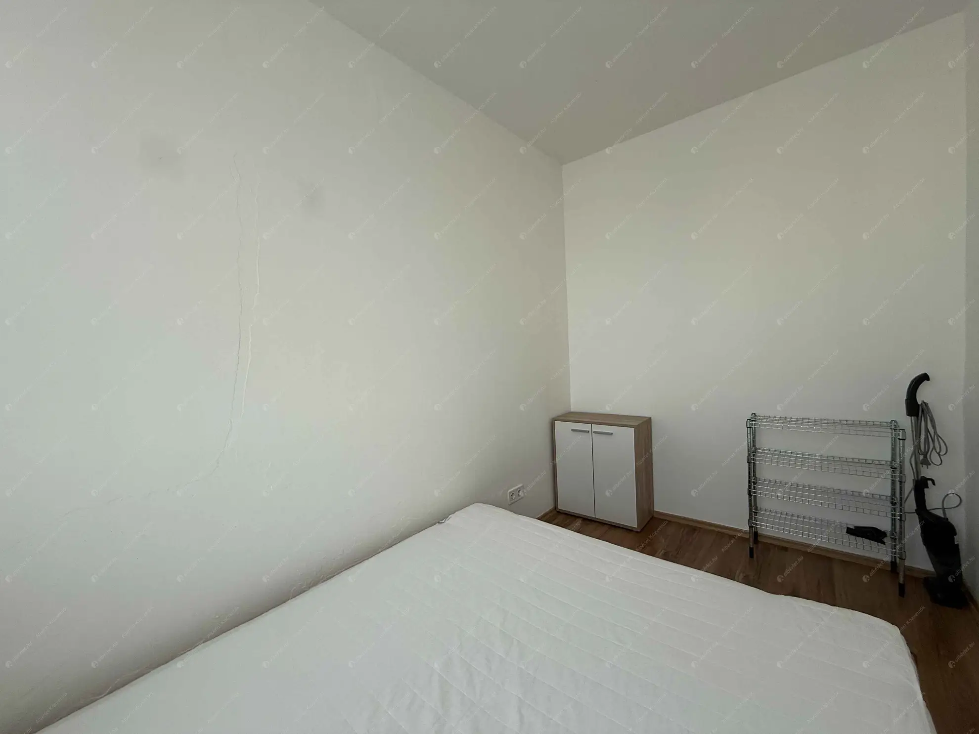 Kiadó albérlet 210000 Ft/hó áron: Budapest, XIII. kerület  Gidófalvy Lajos utca. Mérete: 34 nm, 1 szobás | Alberlet.hu - 6634032