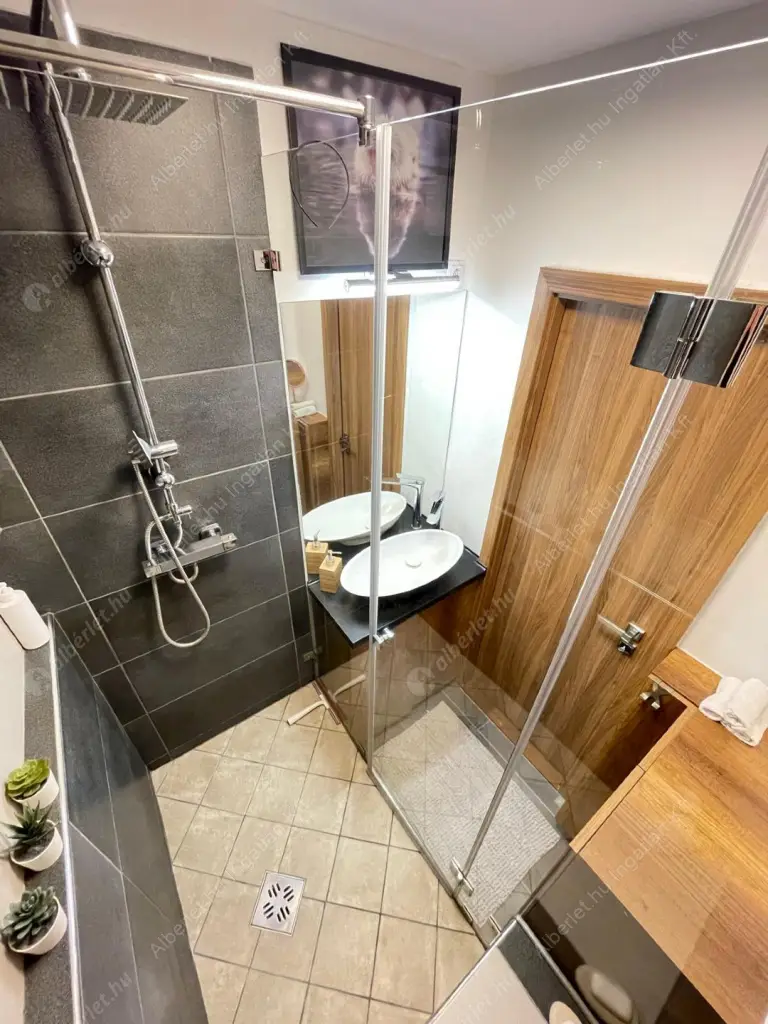 Kiadó albérlet 310000 Ft/hó áron: Budapest, XIII. kerület  Gidófalvy Lajos utca. Mérete: 71 nm, 3 szobás | Alberlet.hu - 6560916