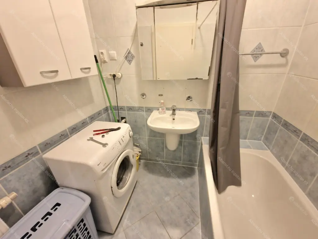 Kiadó albérlet 170000 Ft/hó áron: Budapest, XIII. kerület  Gömb utca. Mérete: 42 nm, 1 szobás | Alberlet.hu - 6647492