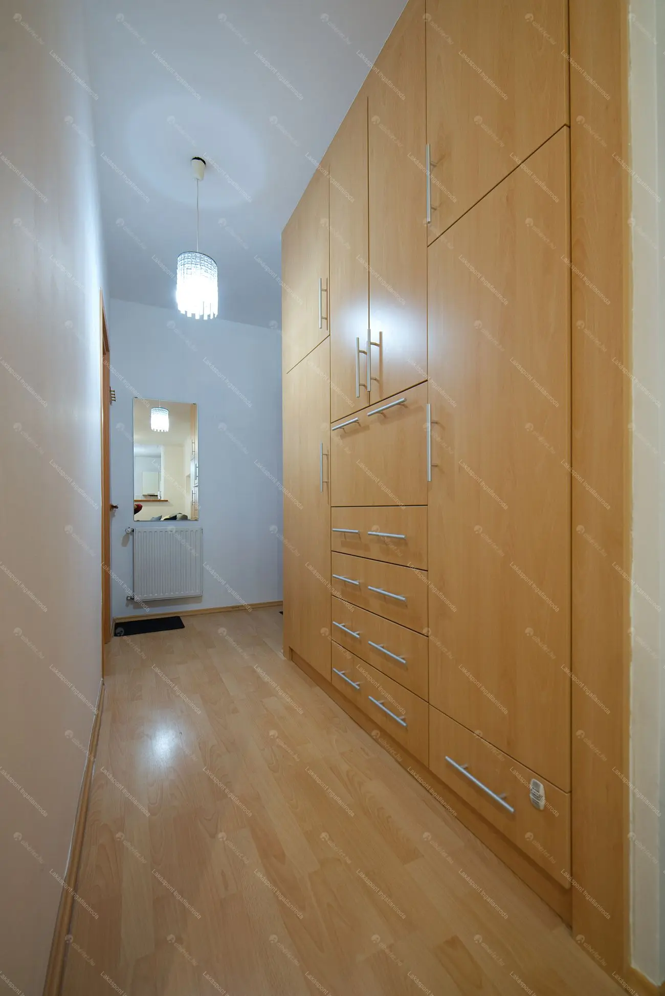 Kiadó albérlet 380000 Ft/hó áron: Budapest, XIII. kerület  Gömb utca. Mérete: 62 nm, 3 szobás | Alberlet.hu - 6699582