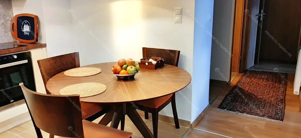 Kiadó albérlet 410000 Ft/hó áron: Budapest, XIII. kerület  Gömb utca. Mérete: 76 nm, 3 szobás | Alberlet.hu - 6702741