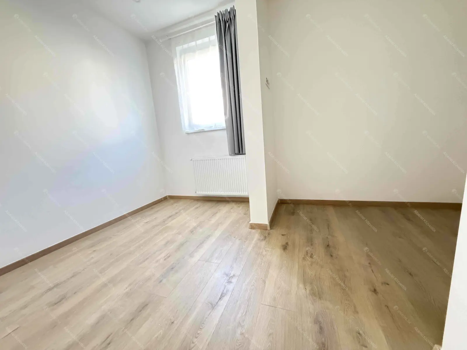 Kiadó albérlet 220000 Ft/hó áron: Budapest, XIII. kerület  Gyermek tér. Mérete: 40 nm, 2 szobás | Alberlet.hu - 6695970