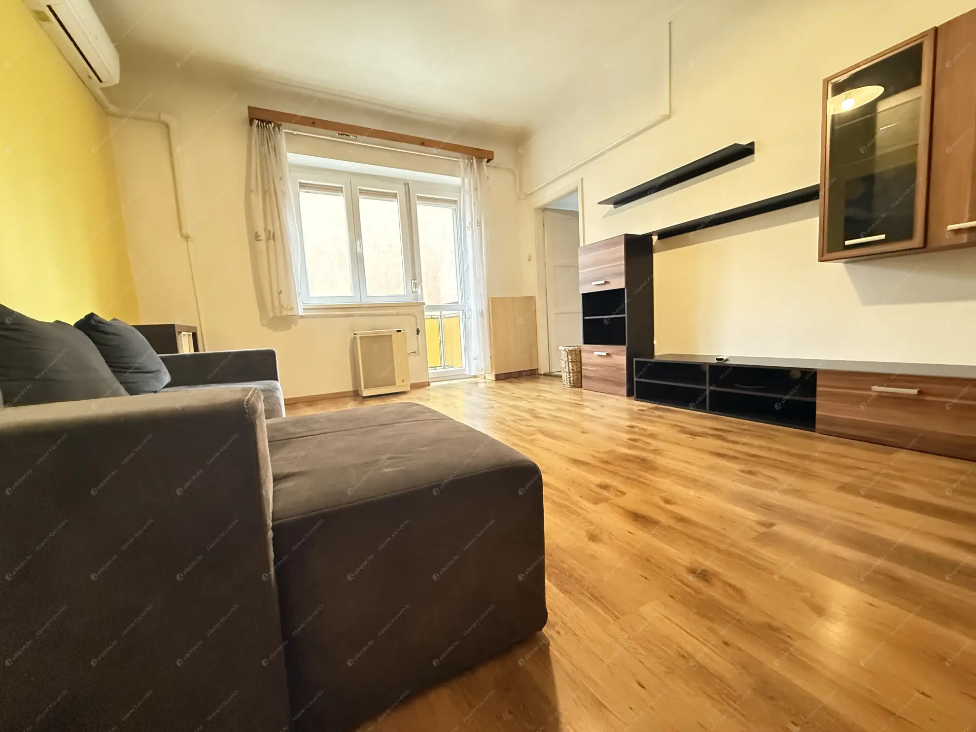 Kiadó albérlet 190000 Ft/hó áron: Budapest, XIII. kerület  Gyöngyösi utca. Mérete: 45 nm, 2 szobás | Alberlet.hu - 6630754