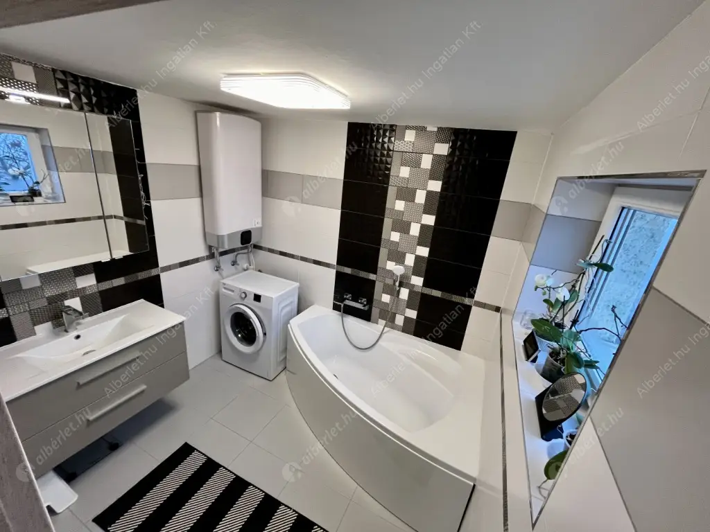 Kiadó albérlet 260000 Ft/hó áron: Budapest, XIII. kerület  Gyöngyösi utca. Mérete: 52 nm, 1 szobás | Alberlet.hu - 6593277