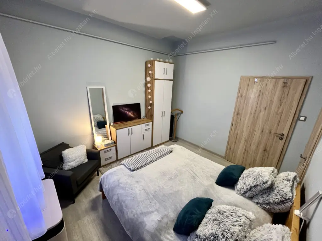 Kiadó albérlet 260000 Ft/hó áron: Budapest, XIII. kerület  Gyöngyösi utca. Mérete: 52 nm, 1 szobás | Alberlet.hu - 6603581