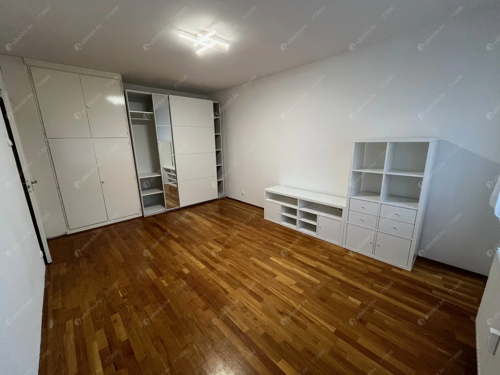 Kiadó albérlet 190000 Ft/hó áron: Budapest, XIII. kerület  Hajdú utca. Mérete: 35 nm, 1 szobás | Alberlet.hu - 6639041
