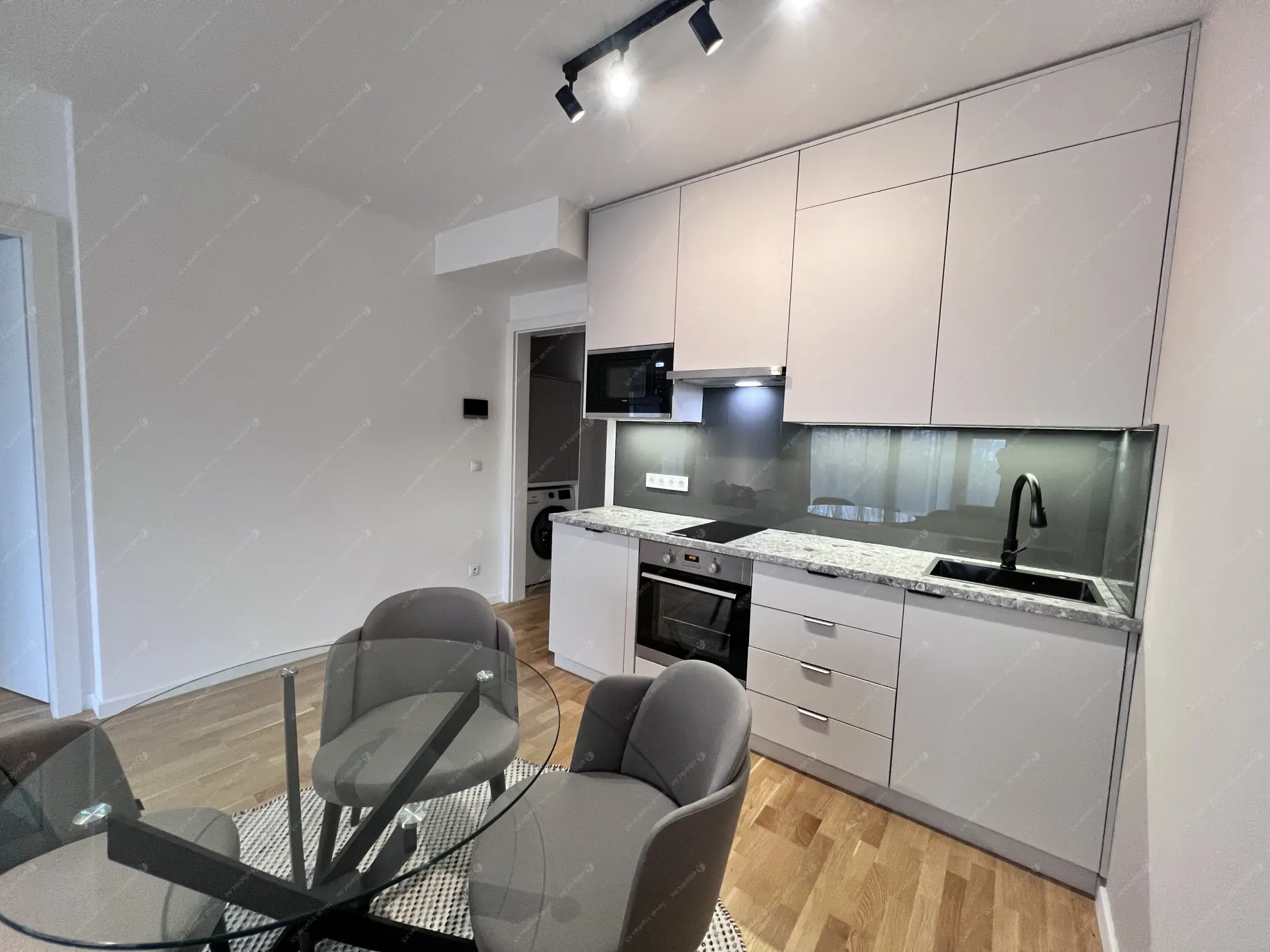 Kiadó albérlet 400000 Ft/hó áron: Budapest, XIII. kerület  hajóépítő sétány. Mérete: 47 nm, 2 szobás | Alberlet.hu - 6620656