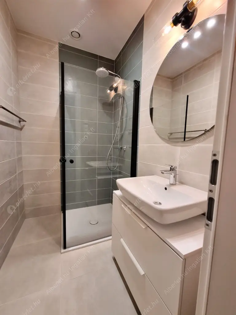 Kiadó albérlet 400000 Ft/hó áron: Budapest, XIII. kerület  Hajóépítő sétány. Mérete: 54 nm, 2 szobás | Alberlet.hu - 6615831