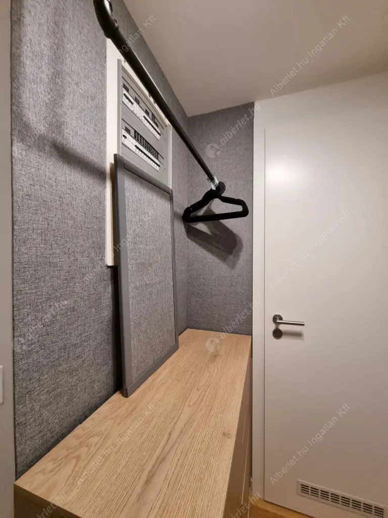 Kiadó albérlet 400000 Ft/hó áron: Budapest, XIII. kerület  Hajóépítő sétány. Mérete: 54 nm, 2 szobás | Alberlet.hu - 6615837