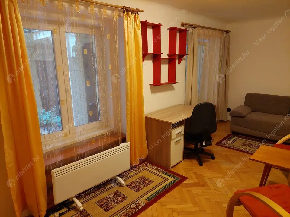 Kiadó albérlet 180000 Ft/hó áron: Budapest, XIII. kerület  Hegedűs Gyula utca. Mérete: 32 nm, 1 szobás | Alberlet.hu - 5782503
