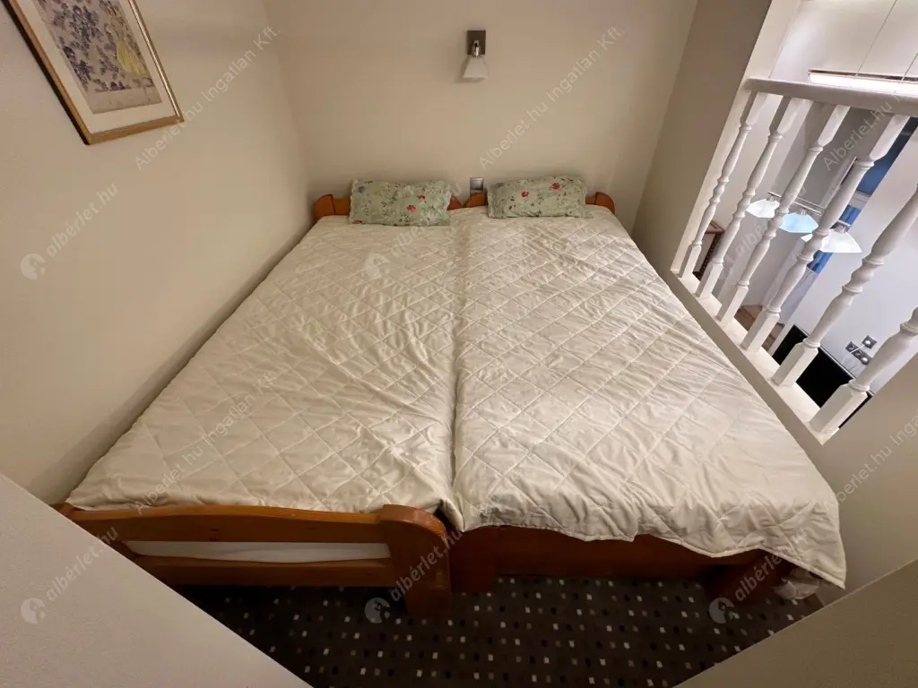 Kiadó albérlet 225000 Ft/hó áron: Budapest, XIII. kerület  Hegedűs Gyula utca. Mérete: 45 nm, 1 szobás | Alberlet.hu - 6629586