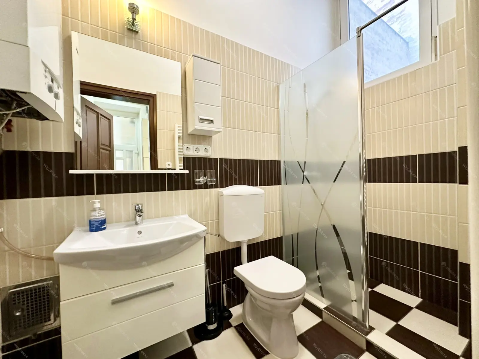 Kiadó albérlet 310000 Ft/hó áron: Budapest, XIII. kerület  Hegedűs Gyula utca. Mérete: 56 nm, 2 szobás | Alberlet.hu - 6654851