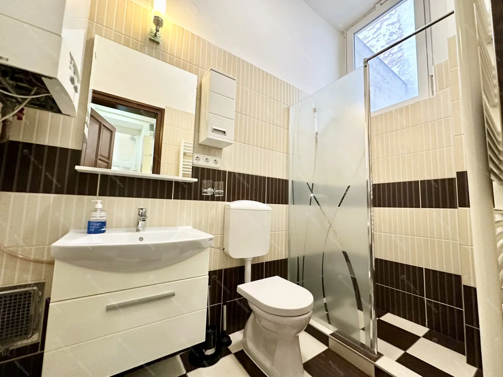 Kiadó albérlet 310000 Ft/hó áron: Budapest, XIII. kerület  Hegedűs Gyula utca. Mérete: 56 nm, 2 szobás | Alberlet.hu - 6654852