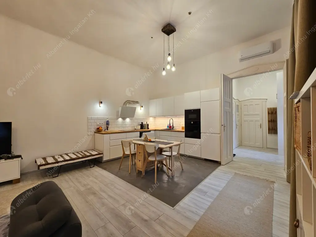 Kiadó albérlet 415000 Ft/hó áron: Budapest, XIII. kerület  Hegedűs Gyula utca. Mérete: 67 nm, 2 szobás | Alberlet.hu - 6611284