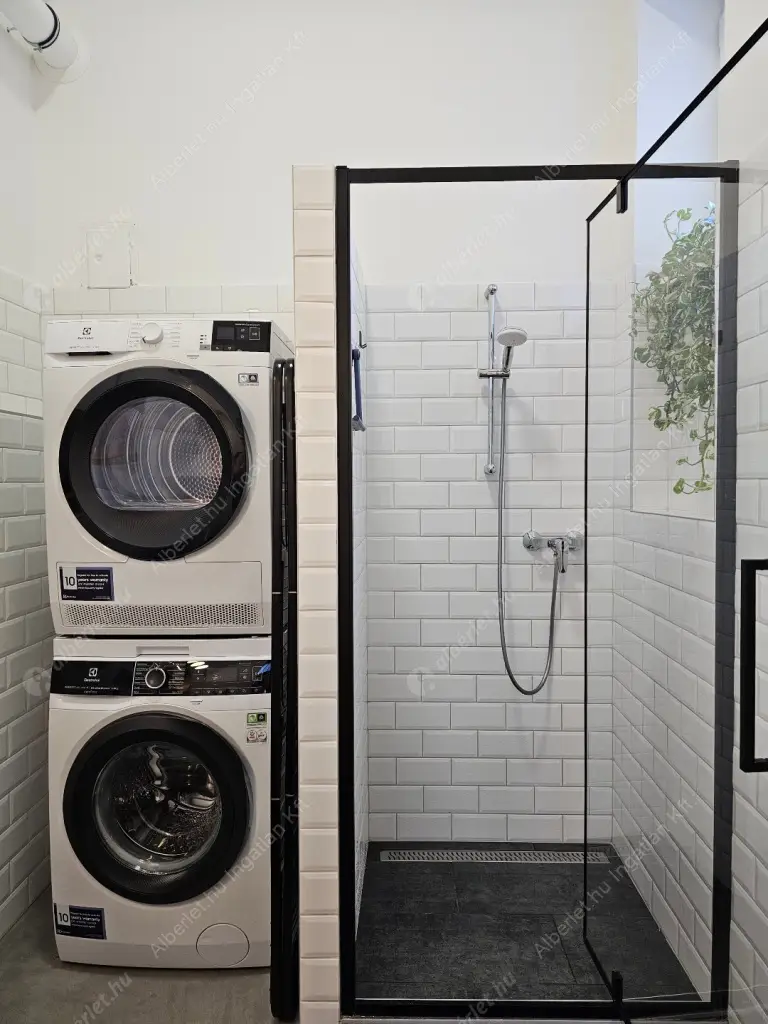 Kiadó albérlet 415000 Ft/hó áron: Budapest, XIII. kerület  Hegedűs Gyula utca. Mérete: 67 nm, 2 szobás | Alberlet.hu - 6614837