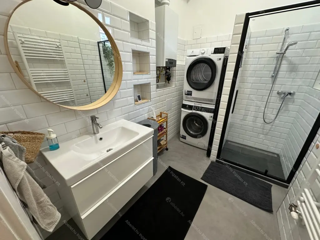 Kiadó albérlet 395000 Ft/hó áron: Budapest, XIII. kerület  Hegedűs Gyula utca. Mérete: 67 nm, 2 szobás | Alberlet.hu - 6638769