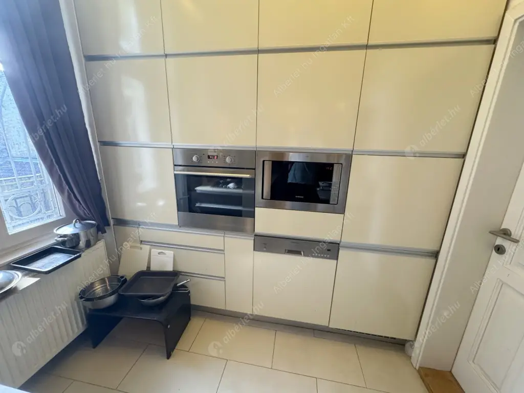 Kiadó albérlet 444000 Ft/hó áron: Budapest, XIII. kerület  Hegedűs Gyula utca. Mérete: 95 nm, 3 szobás | Alberlet.hu - 6560998