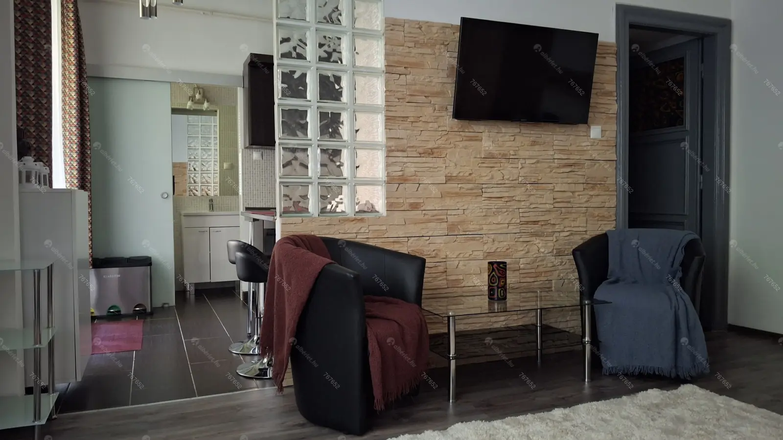 Kiadó albérlet 250000 Ft/hó áron: Budapest, XIII. kerület   Hollán E. u. . Mérete: 40 nm, 1 szobás | Alberlet.hu - 6528266