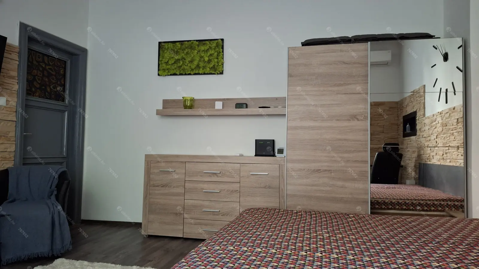 Kiadó albérlet 250000 Ft/hó áron: Budapest, XIII. kerület   Hollán E. u. . Mérete: 40 nm, 1 szobás | Alberlet.hu - 6528267