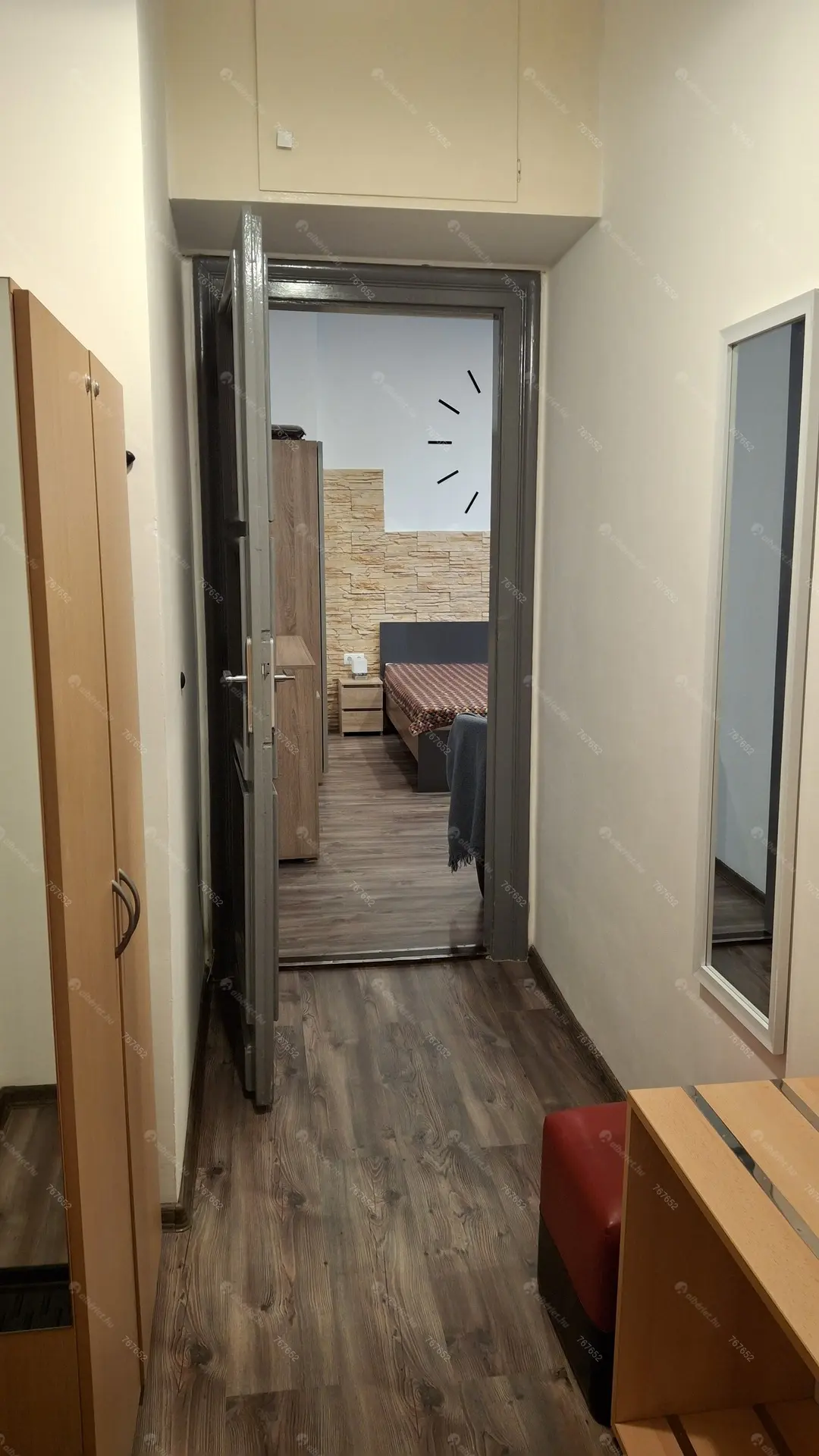 Kiadó albérlet 250000 Ft/hó áron: Budapest, XIII. kerület   Hollán E. u. . Mérete: 40 nm, 1 szobás | Alberlet.hu - 6528271