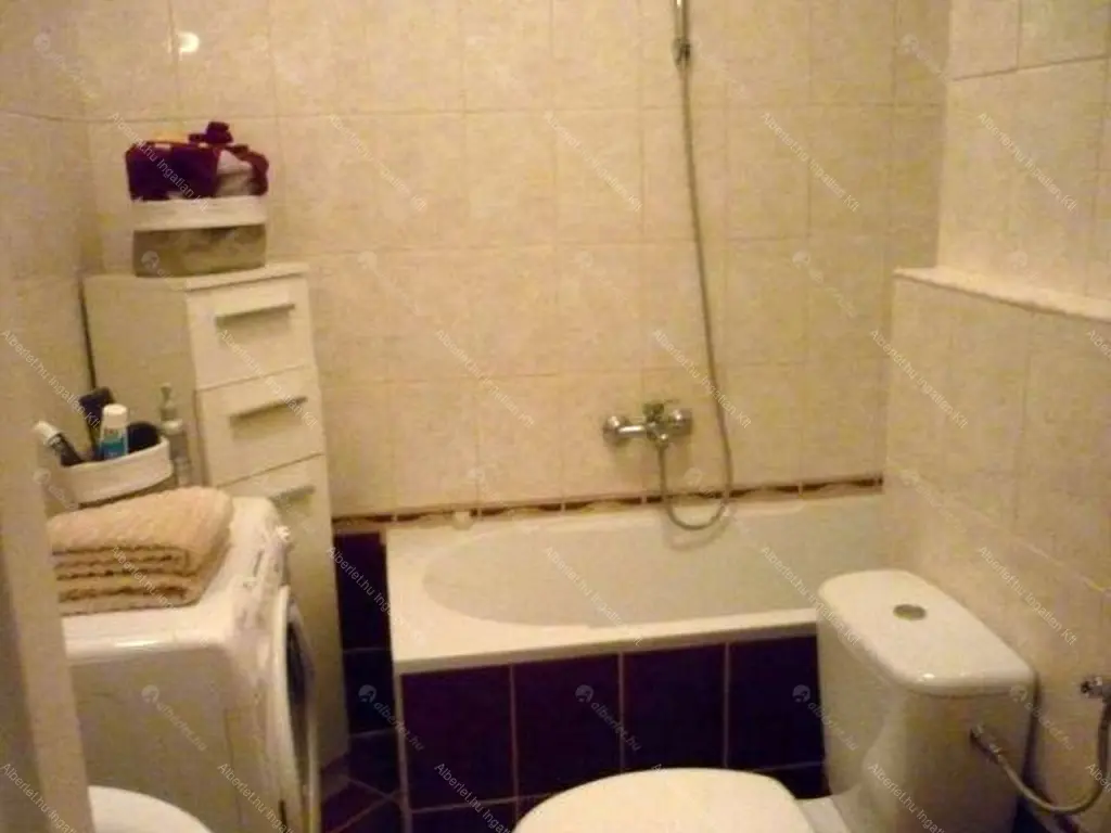 Kiadó albérlet 185000 Ft/hó áron: Budapest, XIII. kerület  Hollán Ernő utca. Mérete: 35 nm, 1 szobás | Alberlet.hu - 6677011