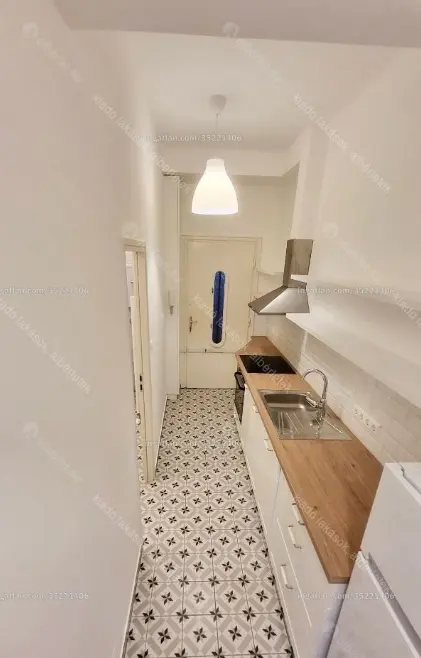 Kiadó albérlet 250000 Ft/hó áron: Budapest, XIII. kerület  Hollán Ernő utca. Mérete: 35 nm, 1 szobás | Alberlet.hu - 6649093