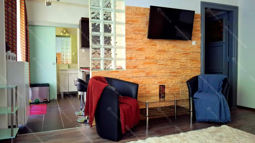 Kiadó albérlet 250000 Ft/hó áron: Budapest, XIII. kerület  Hollán Ernő utca. Mérete: 40 nm, 1 szobás | Alberlet.hu - 6660331