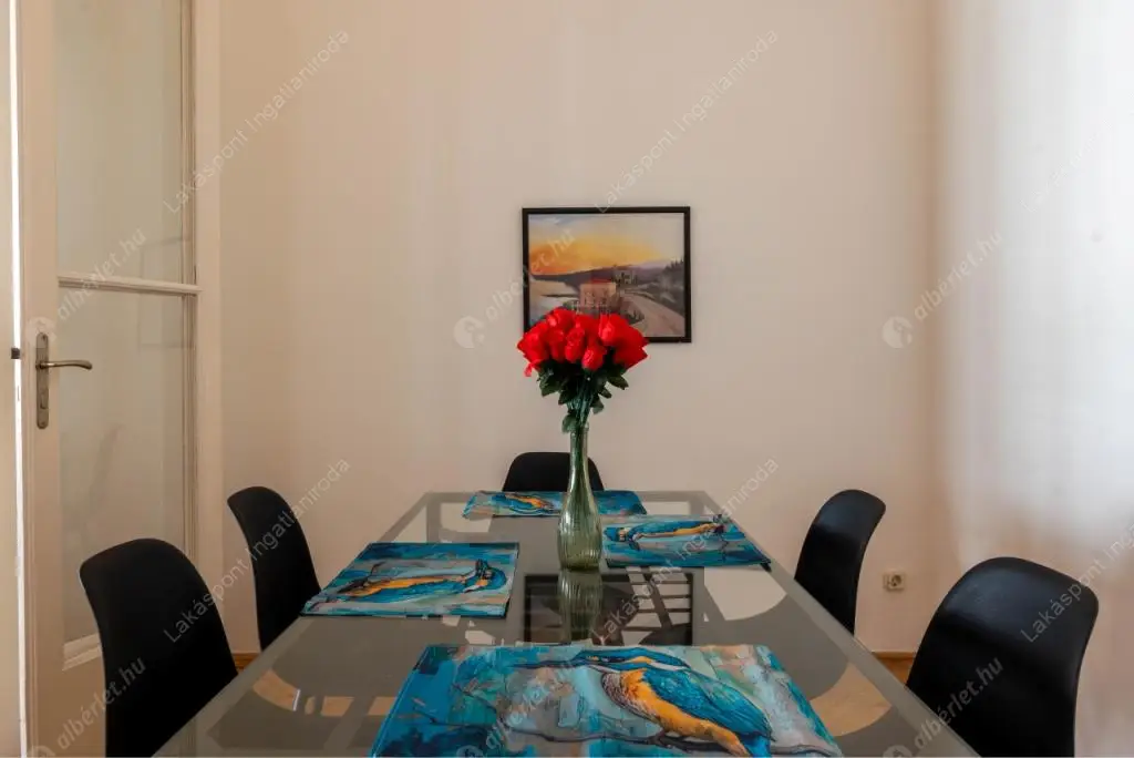 Kiadó albérlet 280000 Ft/hó áron: Budapest, XIII. kerület  Hollán Ernő utca. Mérete: 79 nm, 2 szobás | Alberlet.hu - 6575745