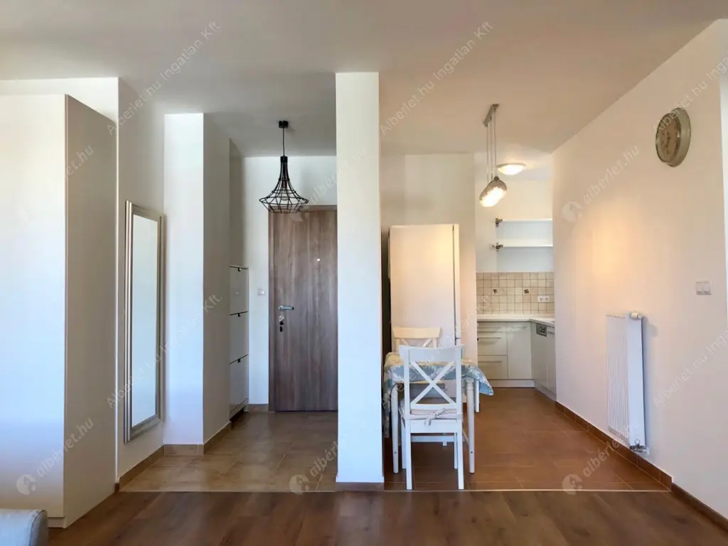 Kiadó albérlet 350000 Ft/hó áron: Budapest, XIII. kerület  Huba utca. Mérete: 63 nm, 3 szobás | Alberlet.hu - 6606740