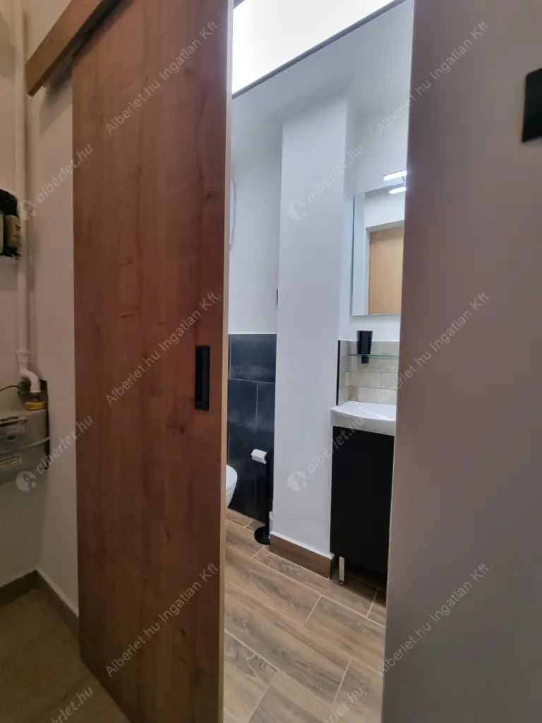 Kiadó albérlet 199000 Ft/hó áron: Budapest, XIII. kerület  Ipoly utca. Mérete: 35 nm, 1 szobás | Alberlet.hu - 6631031