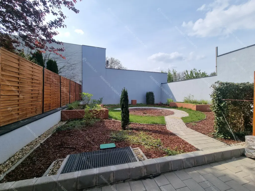 Kiadó albérlet 250000 Ft/hó áron: Budapest, XIII. kerület  Jász utca. Mérete: 34 nm, 1 szobás | Alberlet.hu - 6700641