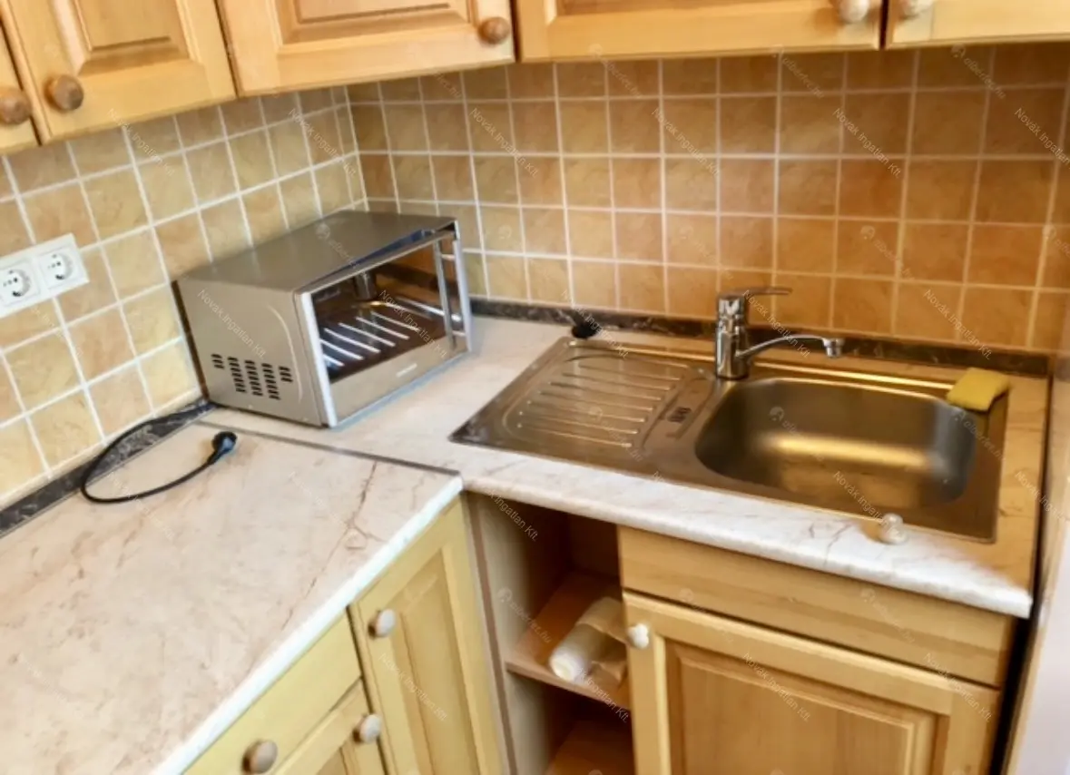 Kiadó albérlet 190000 Ft/hó áron: Budapest, XIII. kerület  Jász utca. Mérete: 35 nm, 1 szobás | Alberlet.hu - 6703711