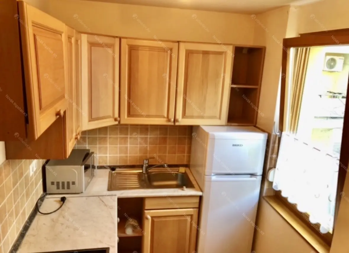 Kiadó albérlet 190000 Ft/hó áron: Budapest, XIII. kerület  Jász utca. Mérete: 35 nm, 1 szobás | Alberlet.hu - 6703712