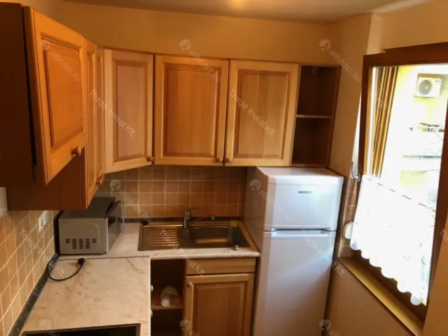 Kiadó albérlet 189000 Ft/hó áron: Budapest, XIII. kerület  Jász utca. Mérete: 35 nm, 1 szobás | Alberlet.hu - 6704435