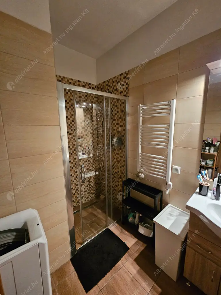 Kiadó albérlet 285000 Ft/hó áron: Budapest, XIII. kerület  Jász utca. Mérete: 44 nm, 2 szobás | Alberlet.hu - 6631450