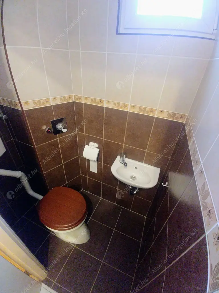 Kiadó albérlet 180000 Ft/hó áron: Budapest, XIII. kerület  Jász utca. Mérete: 45 nm, 1 szobás | Alberlet.hu - 6579570