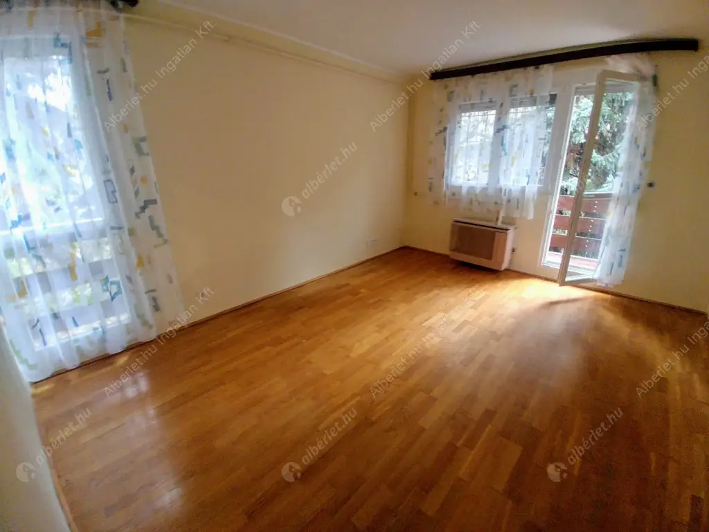 Kiadó albérlet 180000 Ft/hó áron: Budapest, XIII. kerület  Jász utca. Mérete: 45 nm, 1 szobás | Alberlet.hu - 6591088