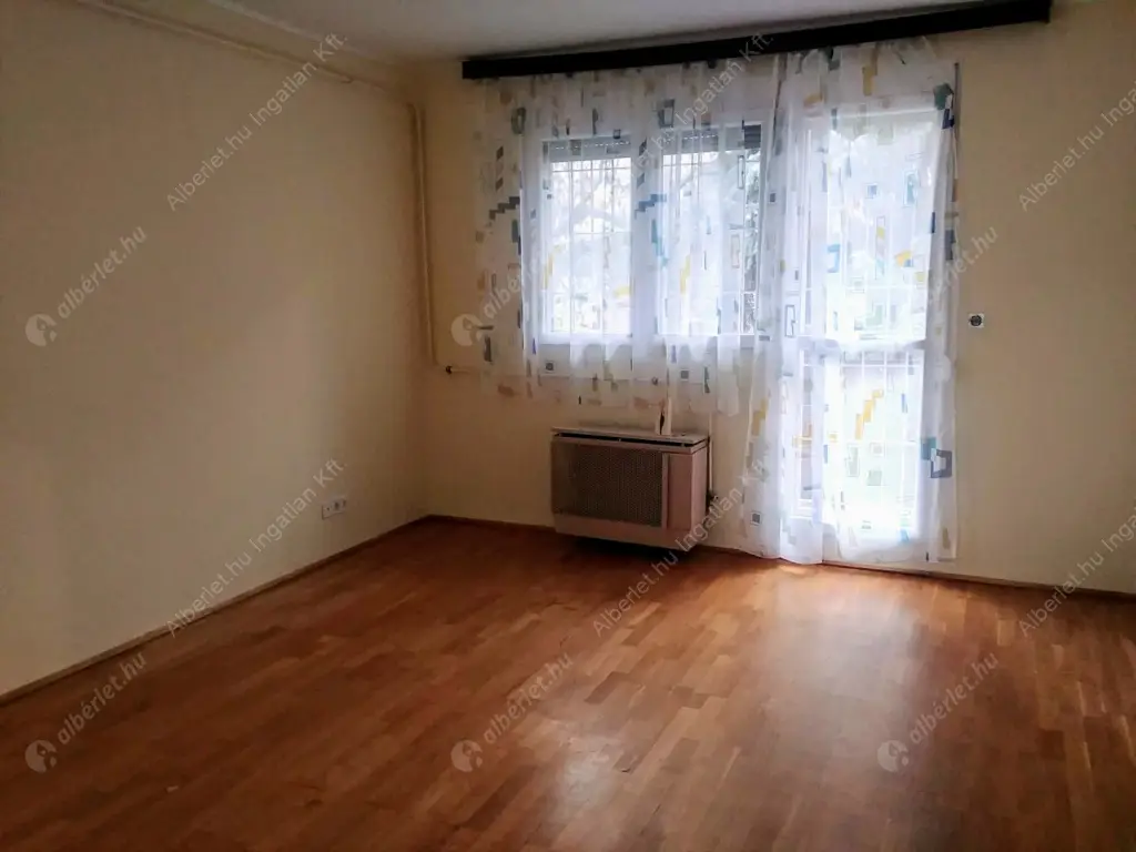 Kiadó albérlet 180000 Ft/hó áron: Budapest, XIII. kerület  Jász utca. Mérete: 45 nm, 1 szobás | Alberlet.hu - 6591108