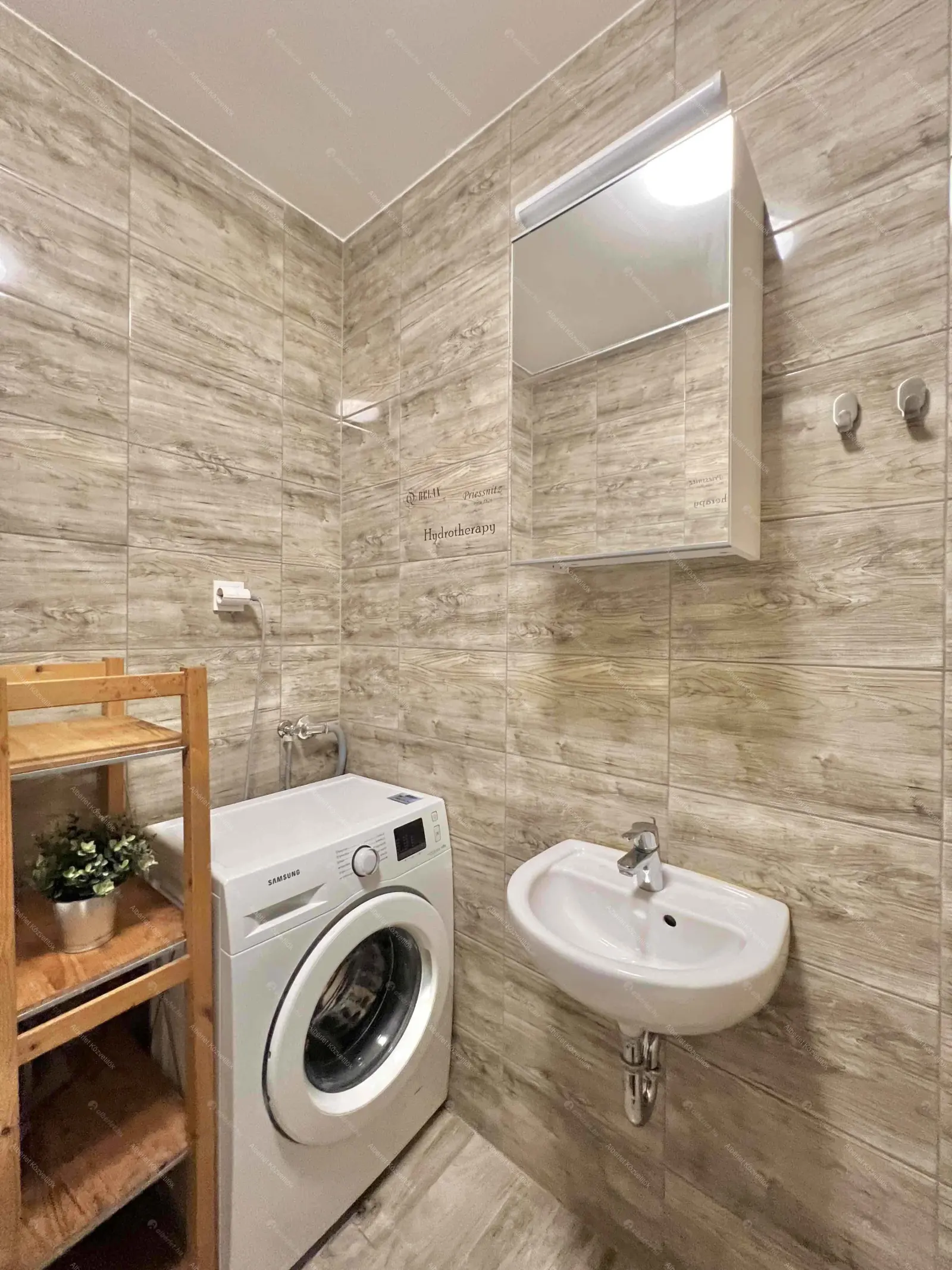 Kiadó albérlet 230000 Ft/hó áron: Budapest, XIII. kerület  Jász utca. Mérete: 50 nm, 2 szobás | Alberlet.hu - 6709697