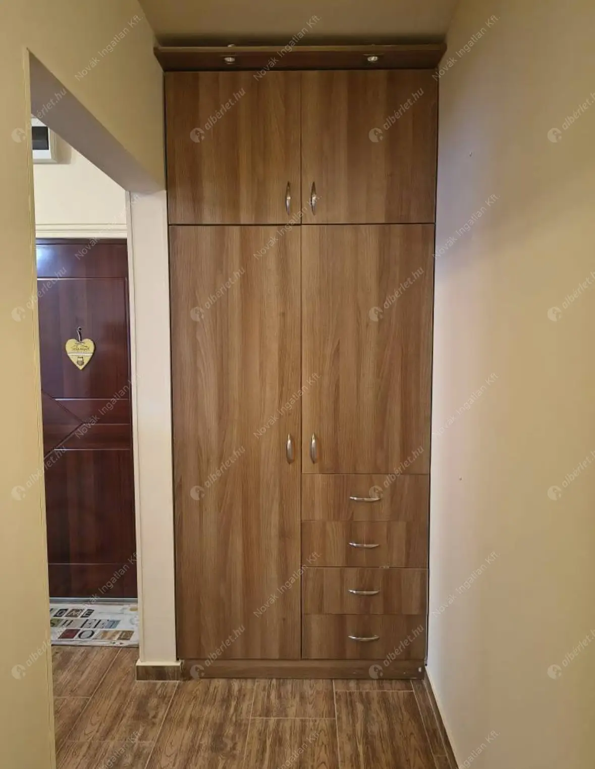 Kiadó albérlet 280000 Ft/hó áron: Budapest, XIII. kerület  Jéggyár utca. Mérete: 53 nm, 1 szobás | Alberlet.hu - 6612264