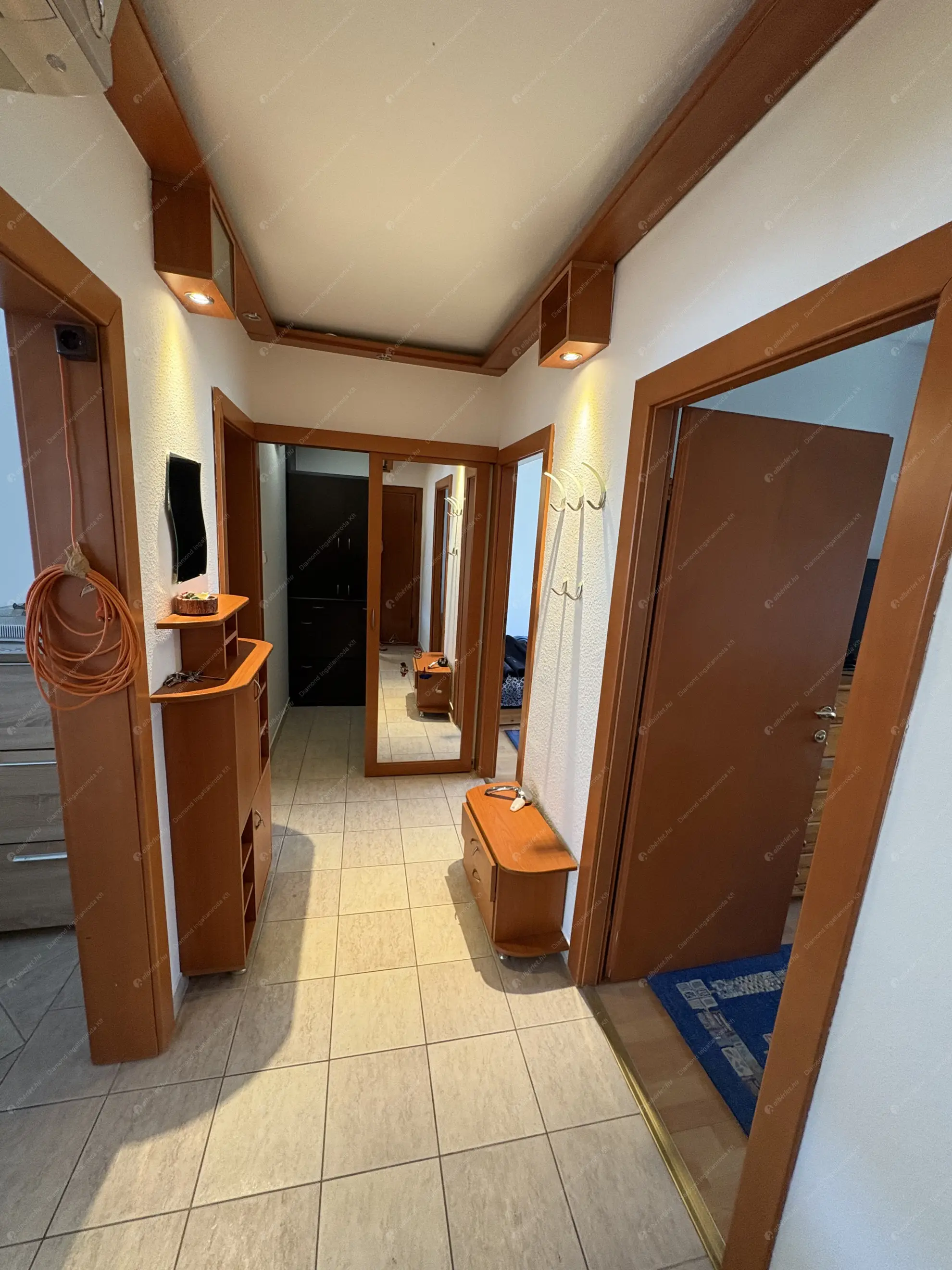 Kiadó albérlet 350000 Ft/hó áron: Budapest, XIII. kerület  Jéggyár utca. Mérete: 82 nm, 4 szobás | Alberlet.hu - 6556106