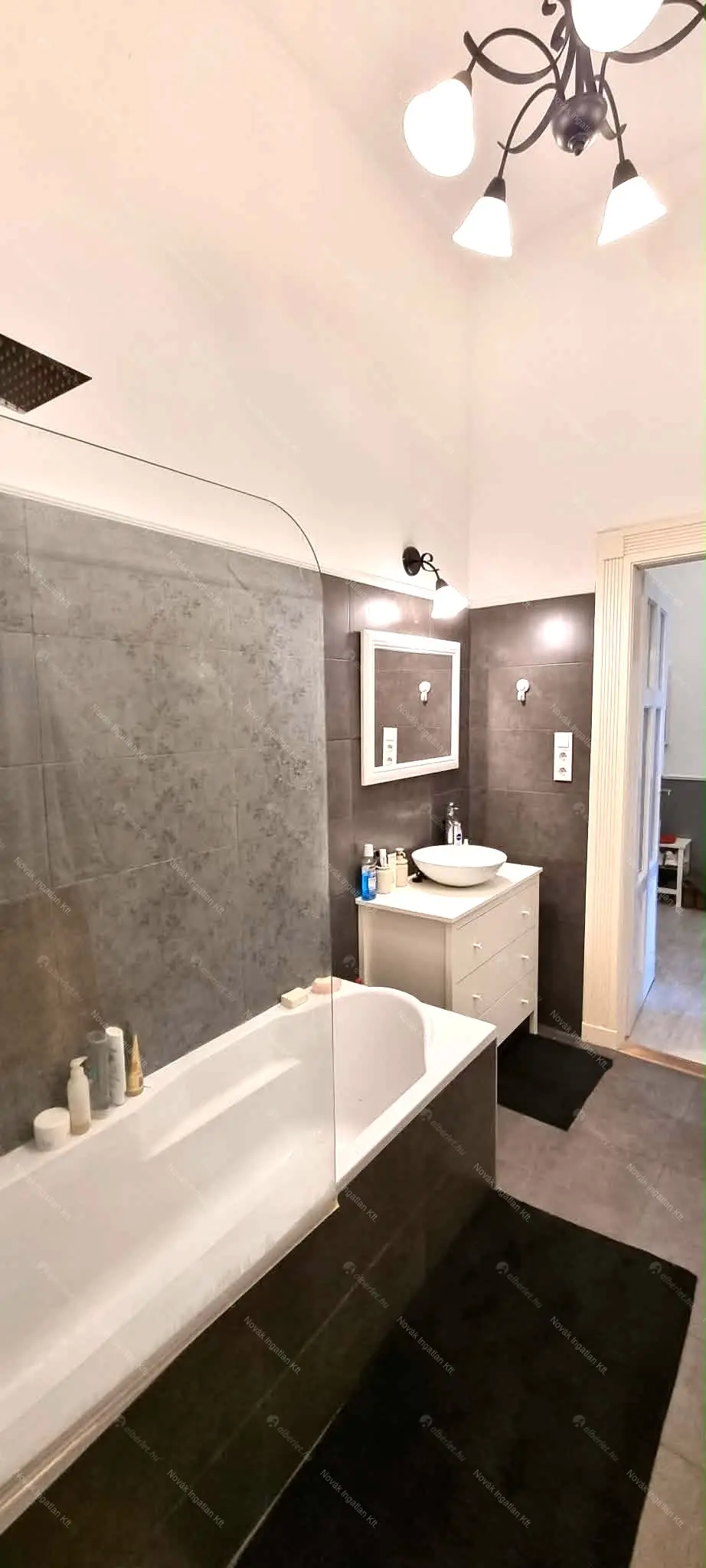 Kiadó albérlet 280000 Ft/hó áron: Budapest, XIII. kerület  KÁDÁR . Mérete: 70 nm, 2 szobás | Alberlet.hu - 6650933