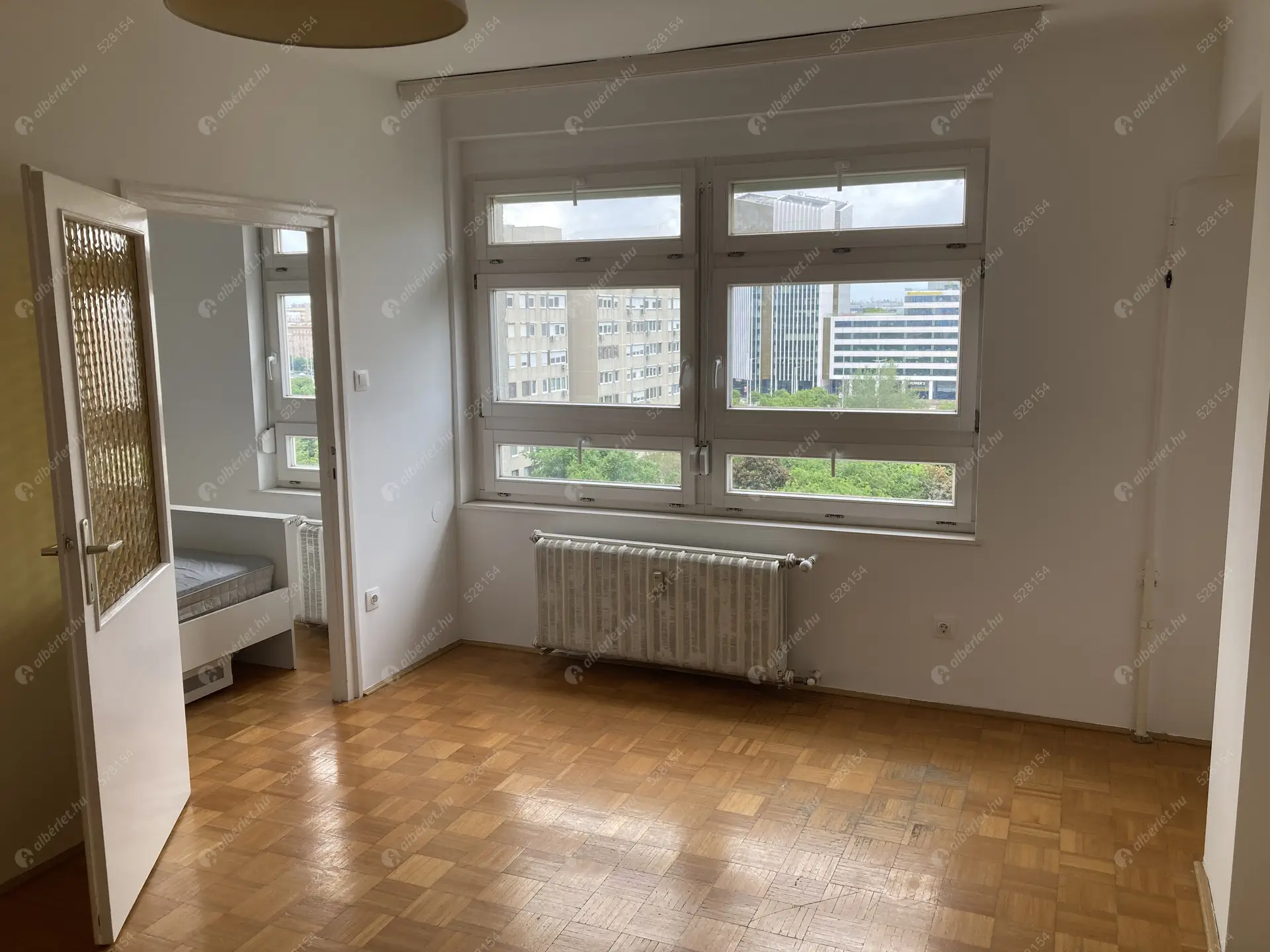 Kiadó albérlet 200000 Ft/hó áron: Budapest, XIII. kerület  Karikás Frigyes utca. Mérete: 46 nm, 1 szobás | Alberlet.hu - 5985804