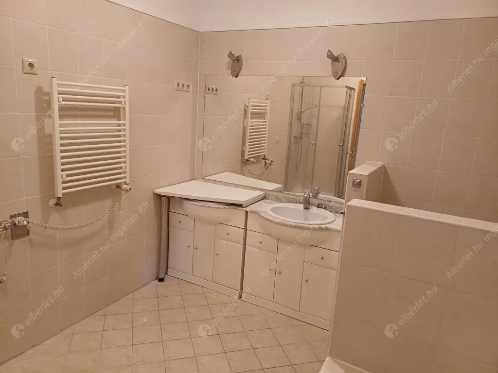 Kiadó albérlet 600000 Ft/hó áron: Budapest, XIII. kerület  Kárpát utca. Mérete: 108 nm, 4 szobás | Alberlet.hu - 6571690