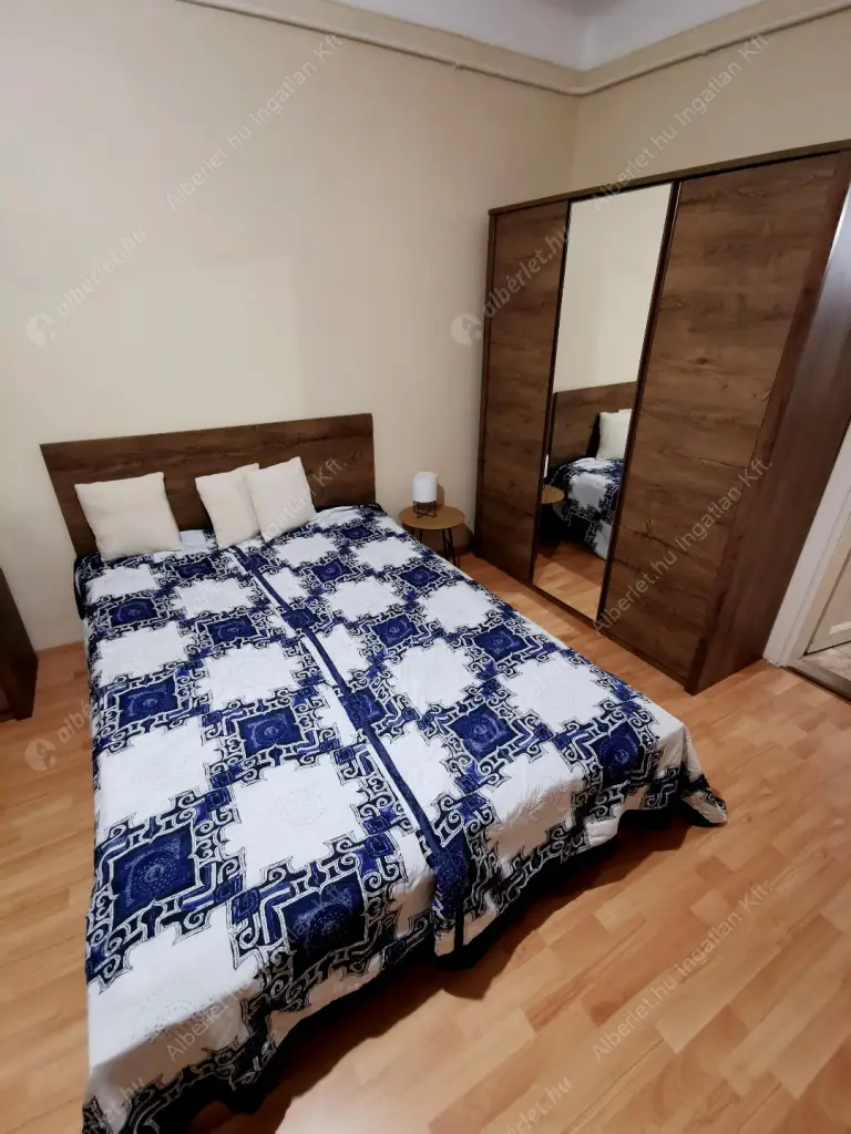 Kiadó albérlet 180000 Ft/hó áron: Budapest, XIII. kerület  Kárpát utca. Mérete: 35 nm, 1 szobás | Alberlet.hu - 6579757