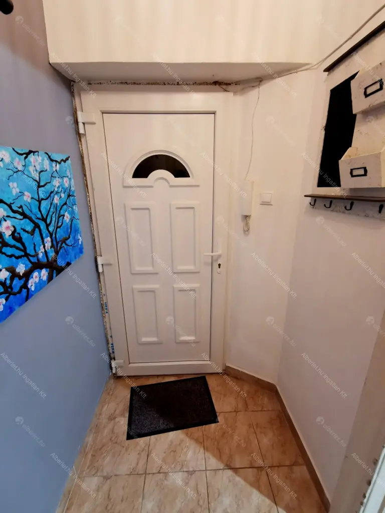 Kiadó albérlet 180000 Ft/hó áron: Budapest, XIII. kerület  Kárpát utca. Mérete: 35 nm, 1 szobás | Alberlet.hu - 6707237