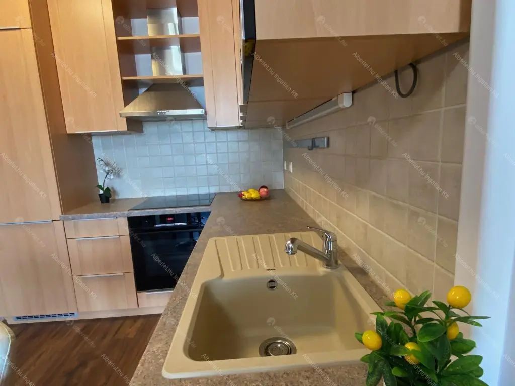 Kiadó albérlet 280000 Ft/hó áron: Budapest, XIII. kerület  Kárpát utca. Mérete: 45 nm, 2 szobás | Alberlet.hu - 6663450