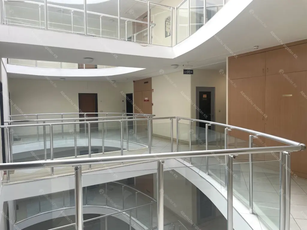 Kiadó albérlet 265000 Ft/hó áron: Budapest, XIII. kerület  Kárpát utca. Mérete: 45 nm, 2 szobás | Alberlet.hu - 6674894