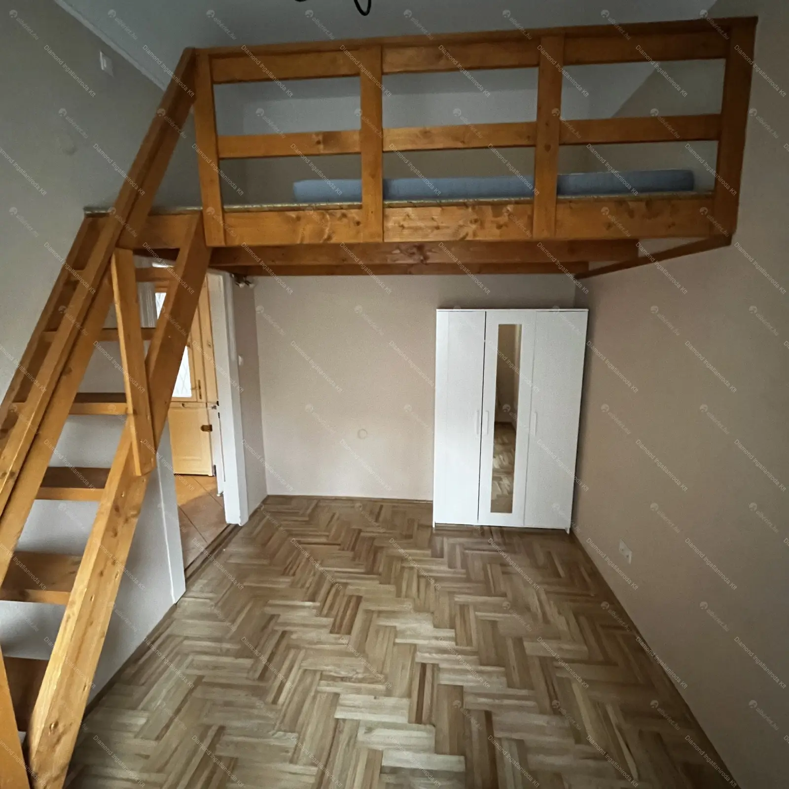 Kiadó albérlet 240000 Ft/hó áron: Budapest, XIII. kerület  Kárpát utca. Mérete: 54 nm, 2 szobás | Alberlet.hu - 6189037