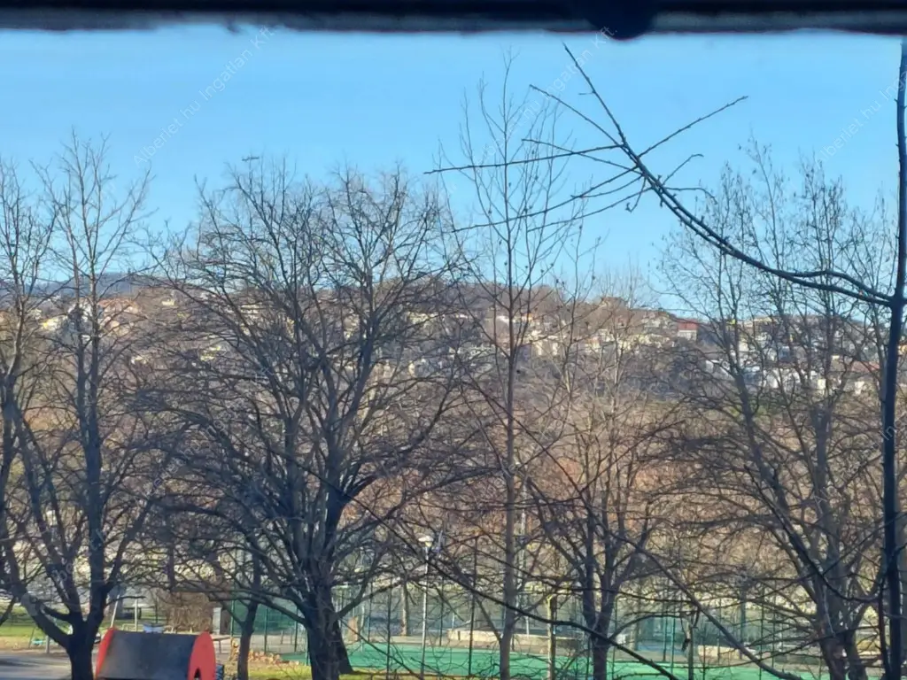 Kiadó albérlet 250000 Ft/hó áron: Budapest, XIII. kerület  Kárpát utca. Mérete: 54 nm, 2 szobás | Alberlet.hu - 6630398